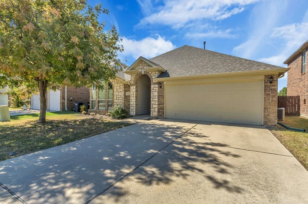 10429 Jaybird Dr, Keller, TX 76244