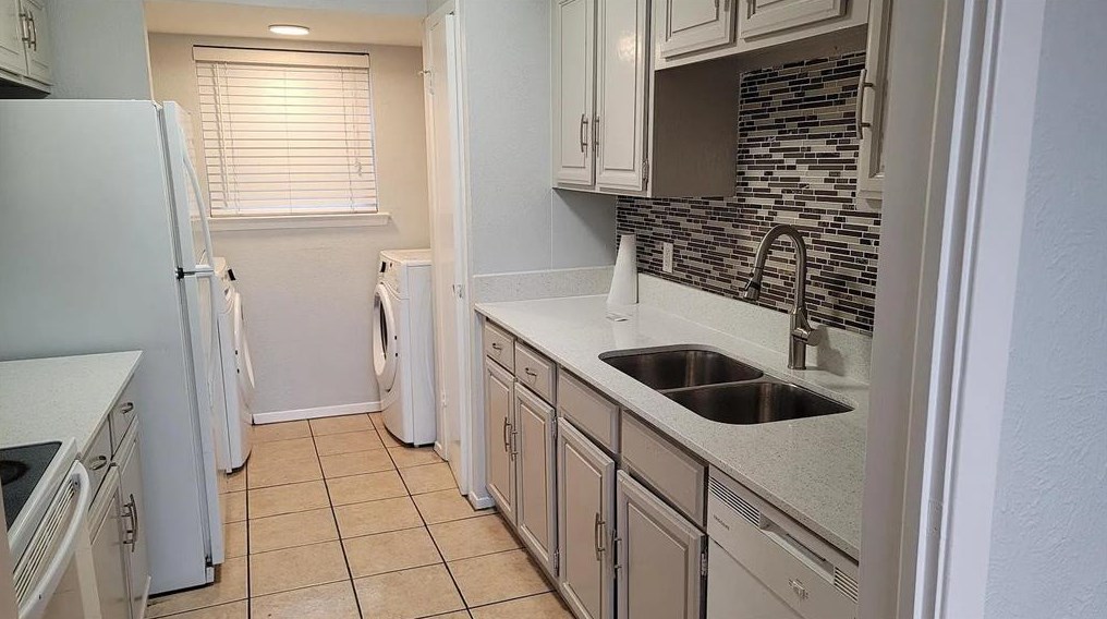 1817 Highbrook Ct, Garland, TX 75044