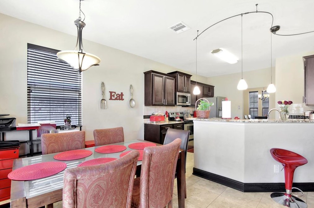 2545 Pioneer Blf Rd, Mesquite TX 75181-2170 exterior