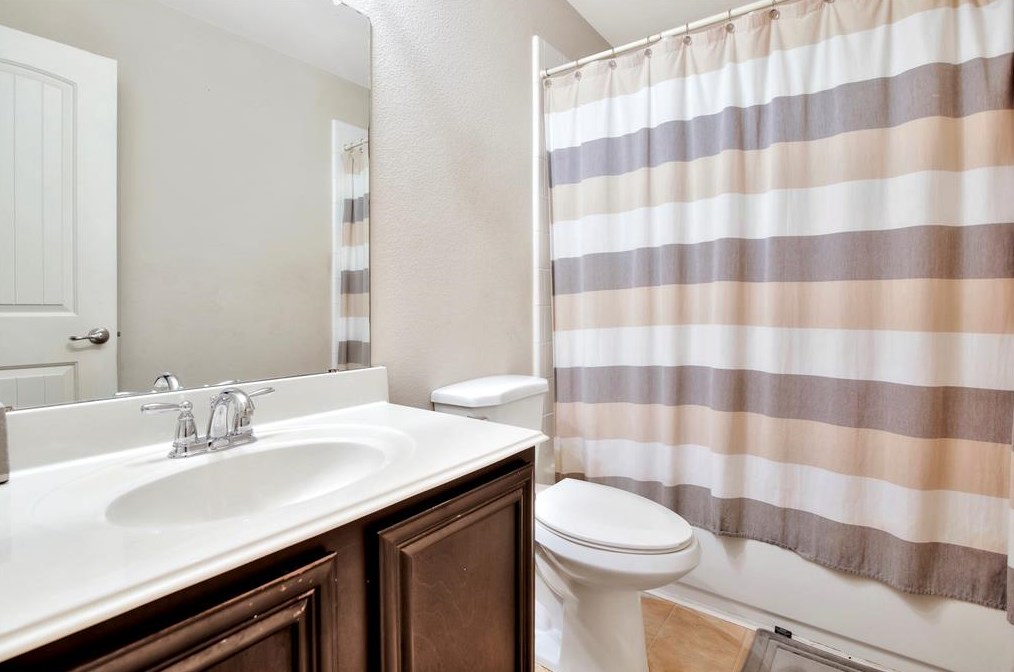 2545 Pioneer Blf Rd, Mesquite TX 75181-2170 exterior