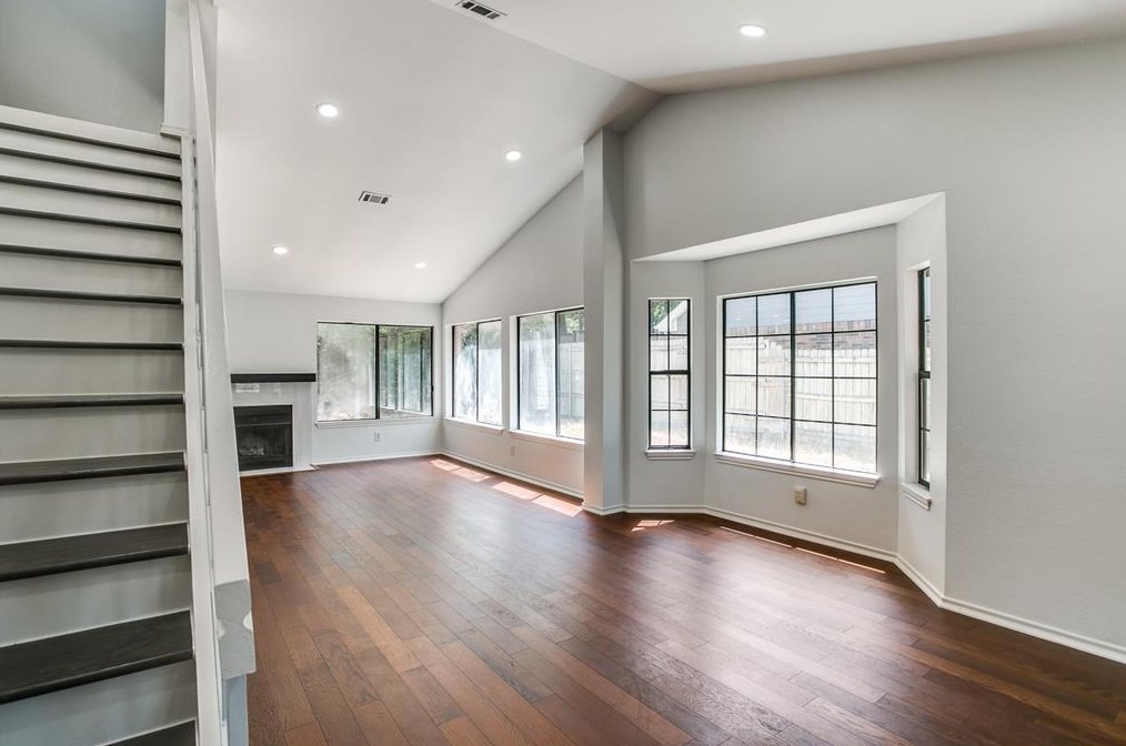 557 Dove Creek Cir, Grapevine, TX 76051