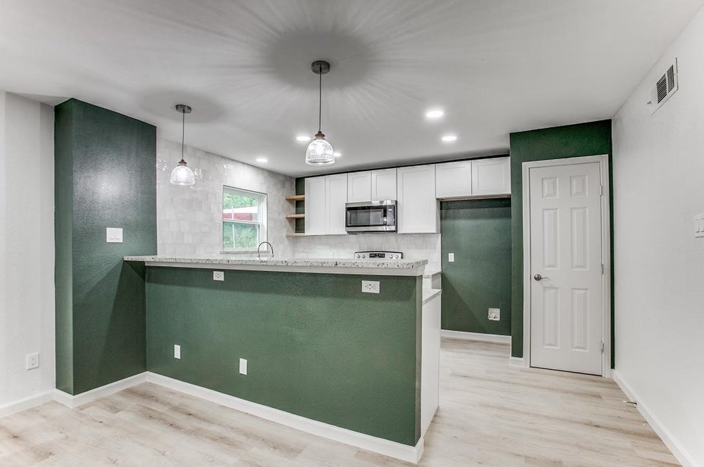 1229 Forest Cove Ln, Garland, TX 75040