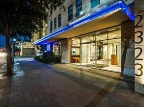 2323 Houston St, Dallas TX  75219-7626 exterior