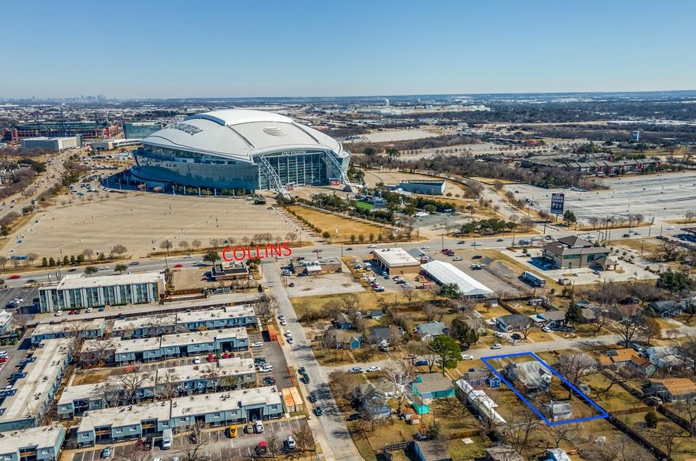 828 Roosevelt St, Arlington, TX 76011-5818