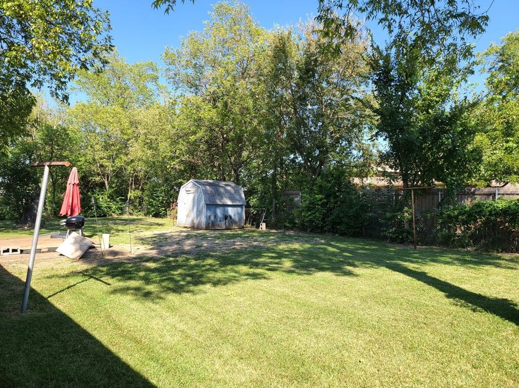 218 Walker St, Mesquite, TX 75149-4645