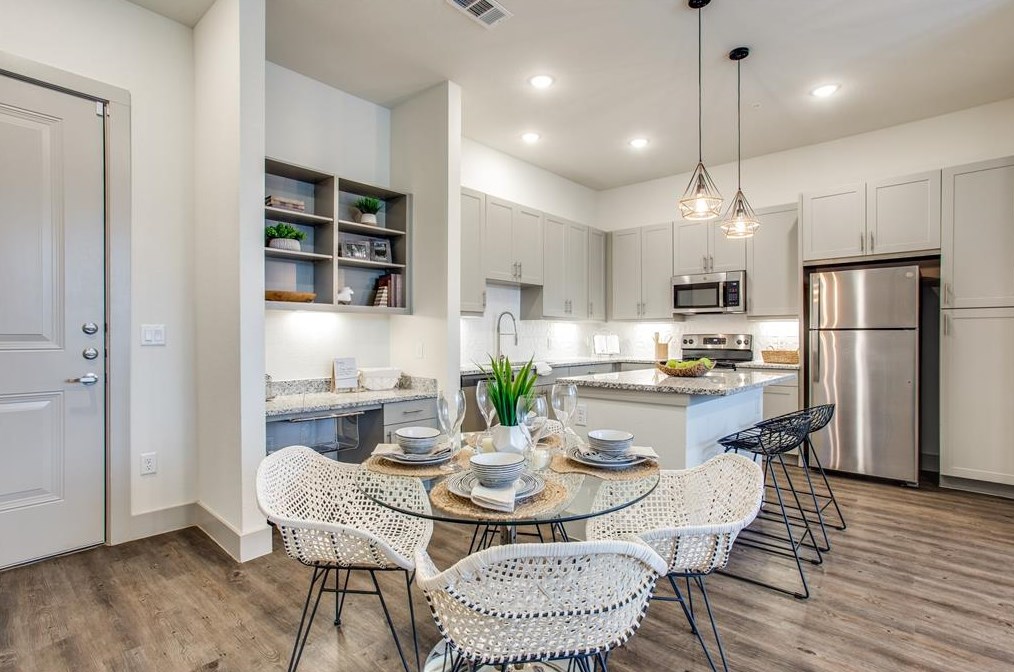 172 College Park Dr #269, Weatherford, TX 76086
