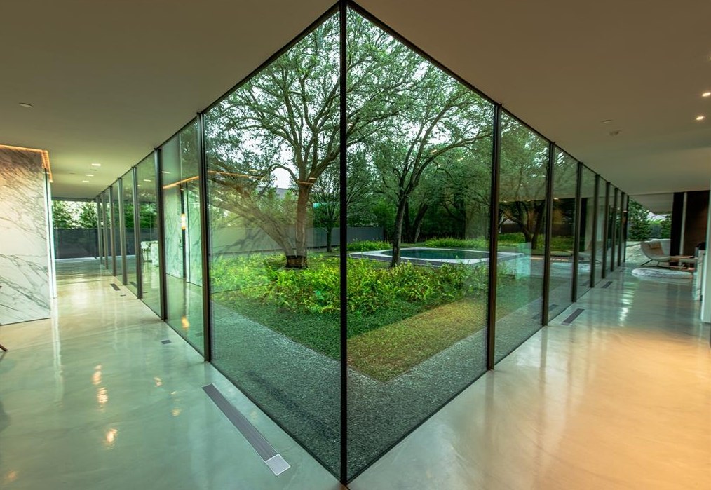 11345 Ricks Cir, Dallas TX  75230-3029 exterior