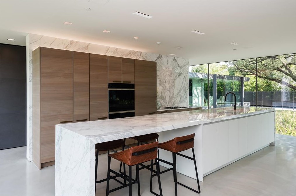 11345 Ricks Cir, Dallas TX  75230-3029 exterior