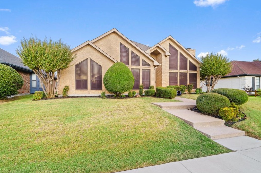 4204 Cliff Dr, Carrollton, TX 75010-4031