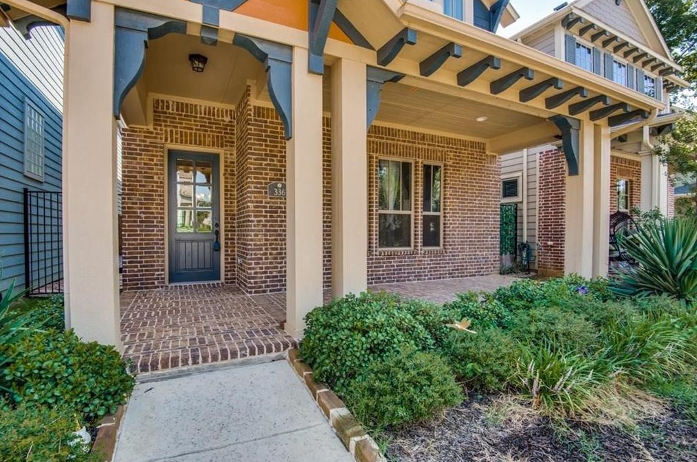 336 Loma Alta Dr, Lewisville, TX 75022
