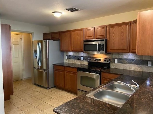 12620 Bay Ave, Euless, TX 76040