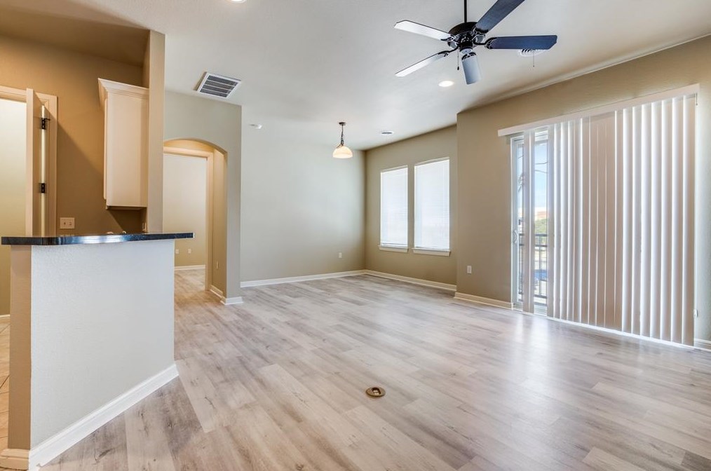 713 Grainger St Ste 201, Fort Worth, TX 76104