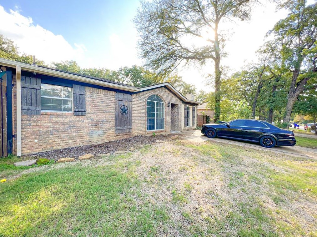 1109 Hidden Creek Dr, Midlothian, TX 76063