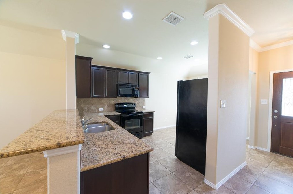 424 Copper Ridge Rd, Haslet TX  76052-5844 exterior