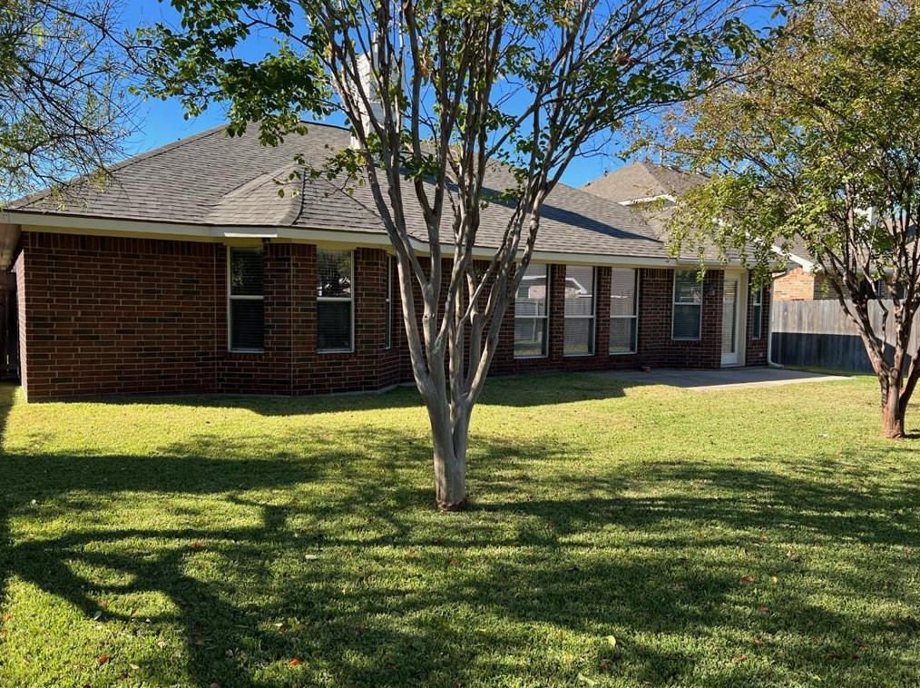 3814 Calloway Dr, Midlothian, TX 76063