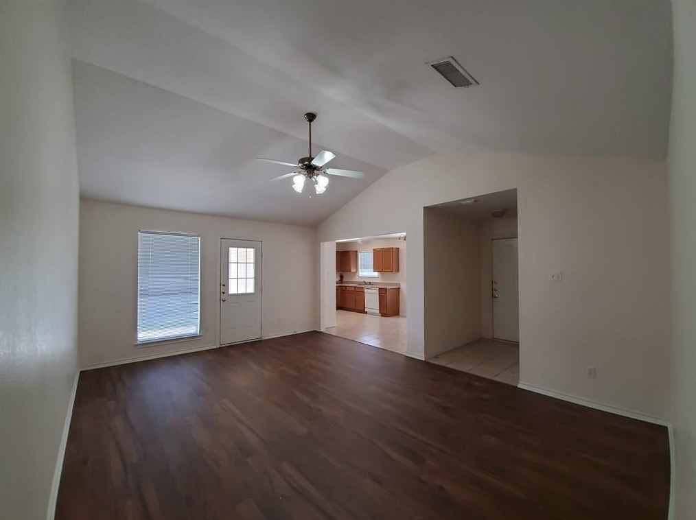 204 Seminole Trl, Alvarado, TX 76009