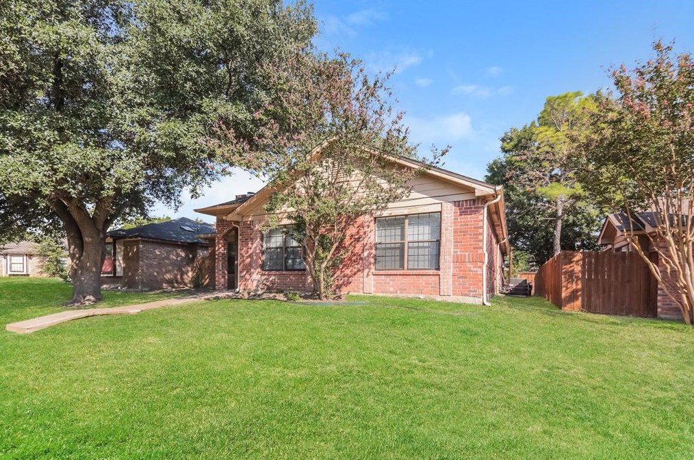 13121 Rustic Cir, Mesquite, TX 75180