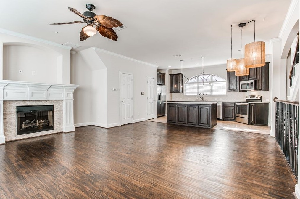 2700 Club Ridge Dr #15, Lewisville, TX 75067