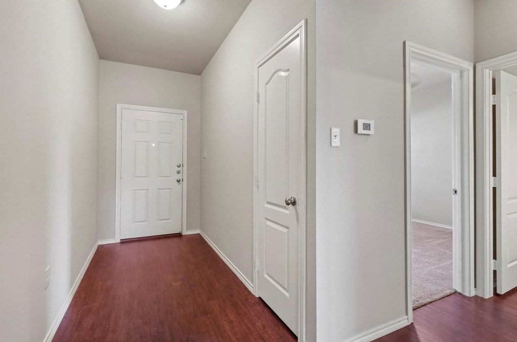 131 Mitchell St, Terrell, TX 75160