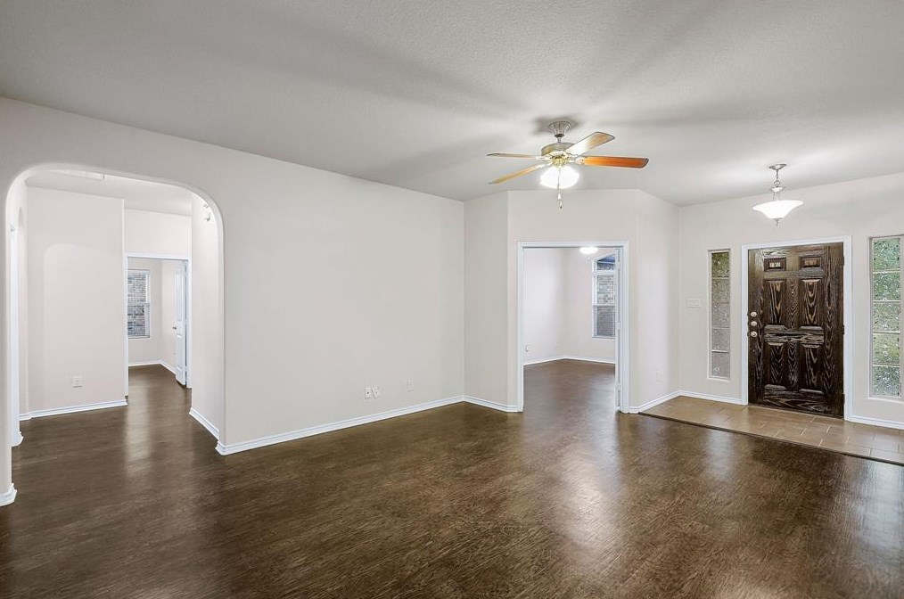 1924 Kachina Lodge Rd, Fort Worth, TX 76131