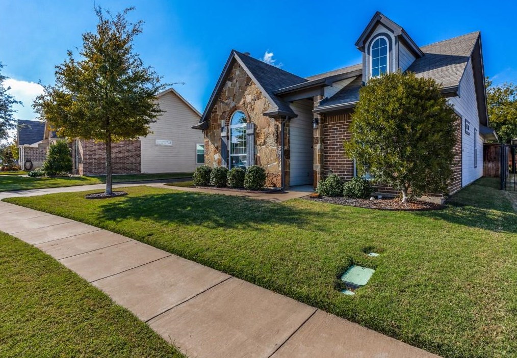 224 Tinker Trail, Burleson, TX 76028