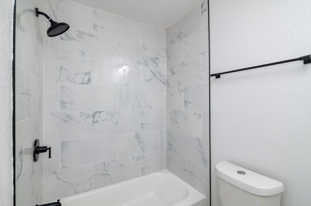 1237 Pentagon Pkwy, Dallas TX  75216-6992 exterior