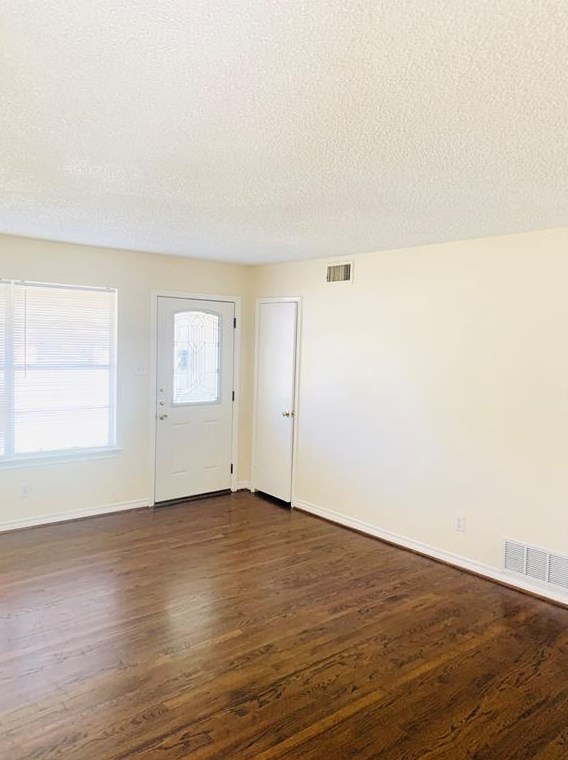 1428 Juanita St, Mesquite TX  75149-1418 exterior