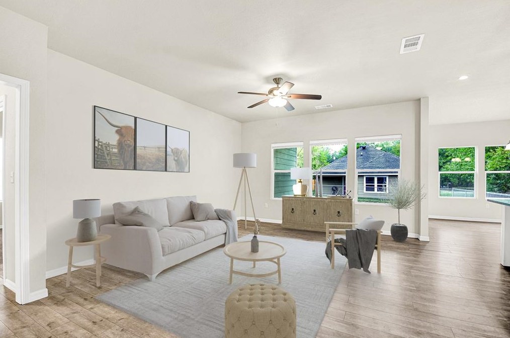 1214 Marshall St, Greenville, TX 75401