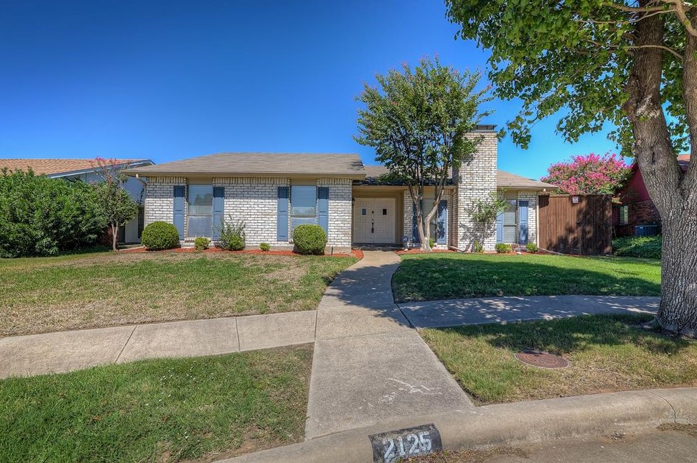 2125 Albert Rd, Carrollton, TX 75007