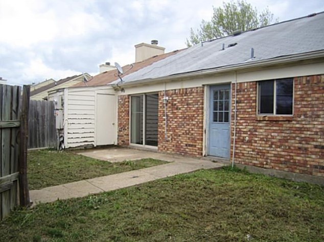 817 Denmark Dr, Mesquite, TX 75149-3269