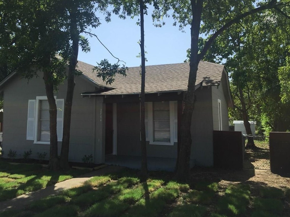 2800 Grafton Ave, Dallas, TX 75211
