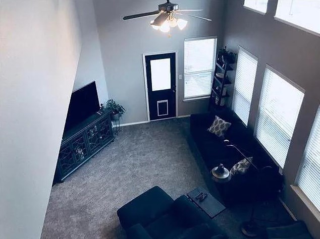 9036 Waterman Dr, Aubrey, TX 76227