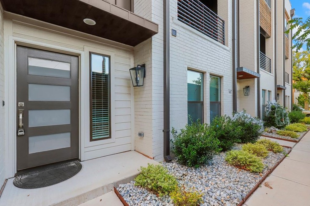 2733 Merrimac St #104, Fort Worth, TX 76107