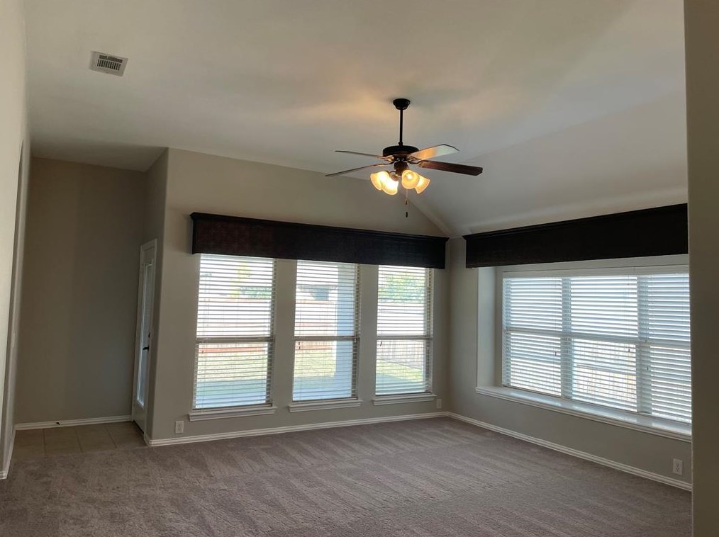 4603 Oakview Dr, Midlothian, TX 76063