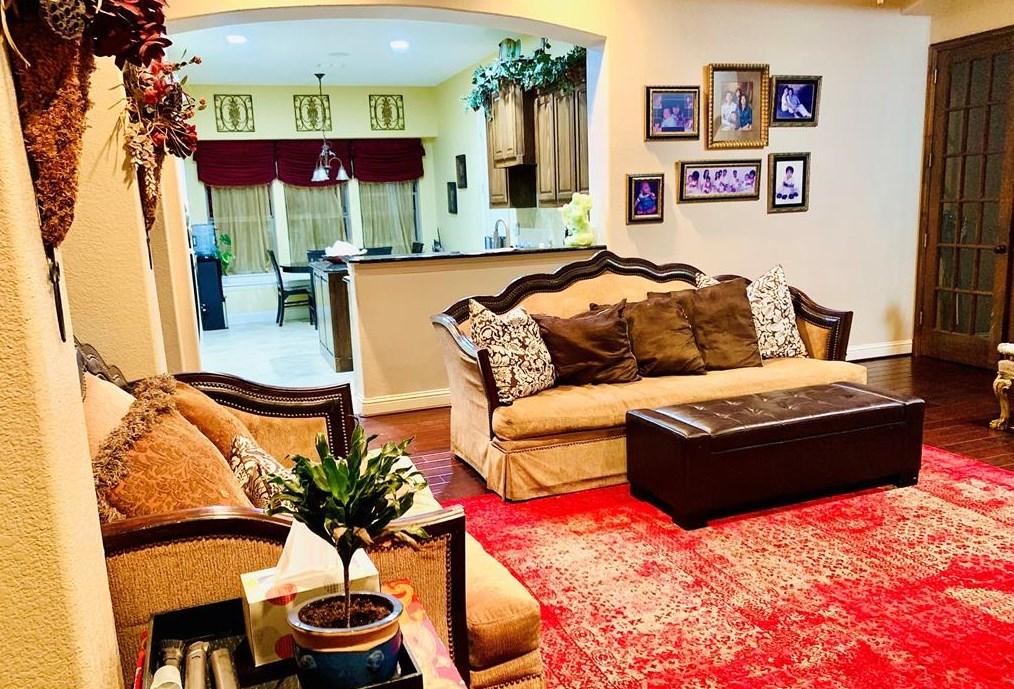 827 Camilla, Irving, TX 75039