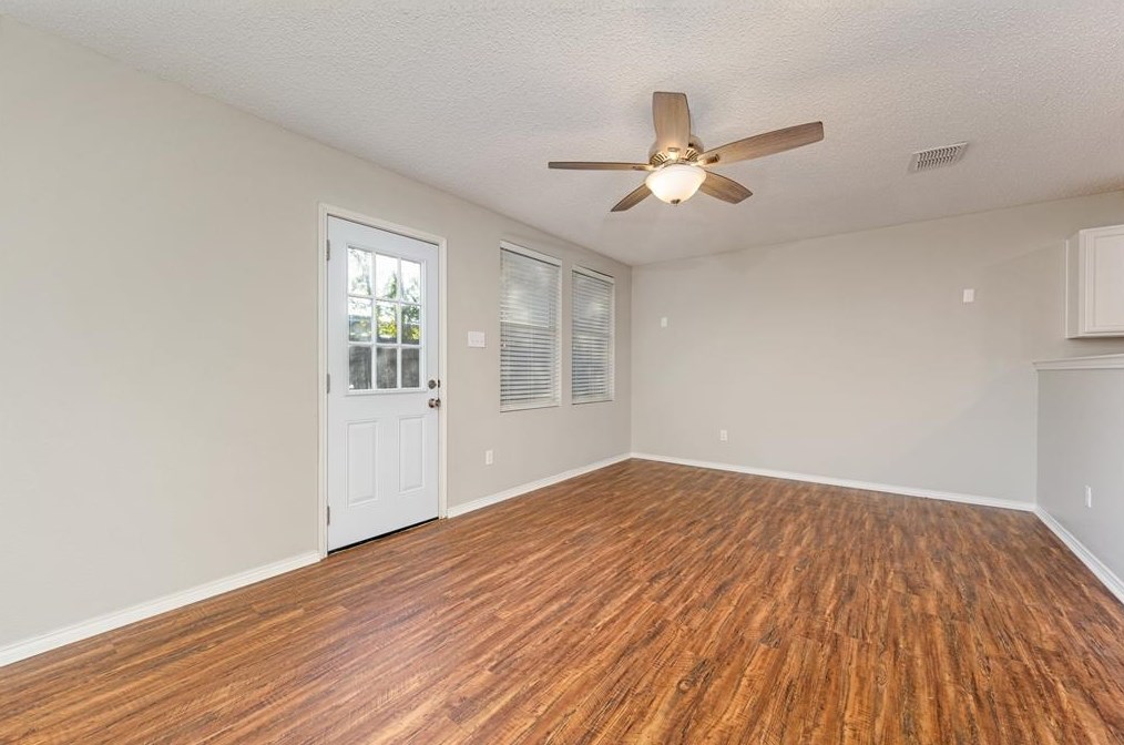 16220 Shawnee Trl, Justin, TX 76247