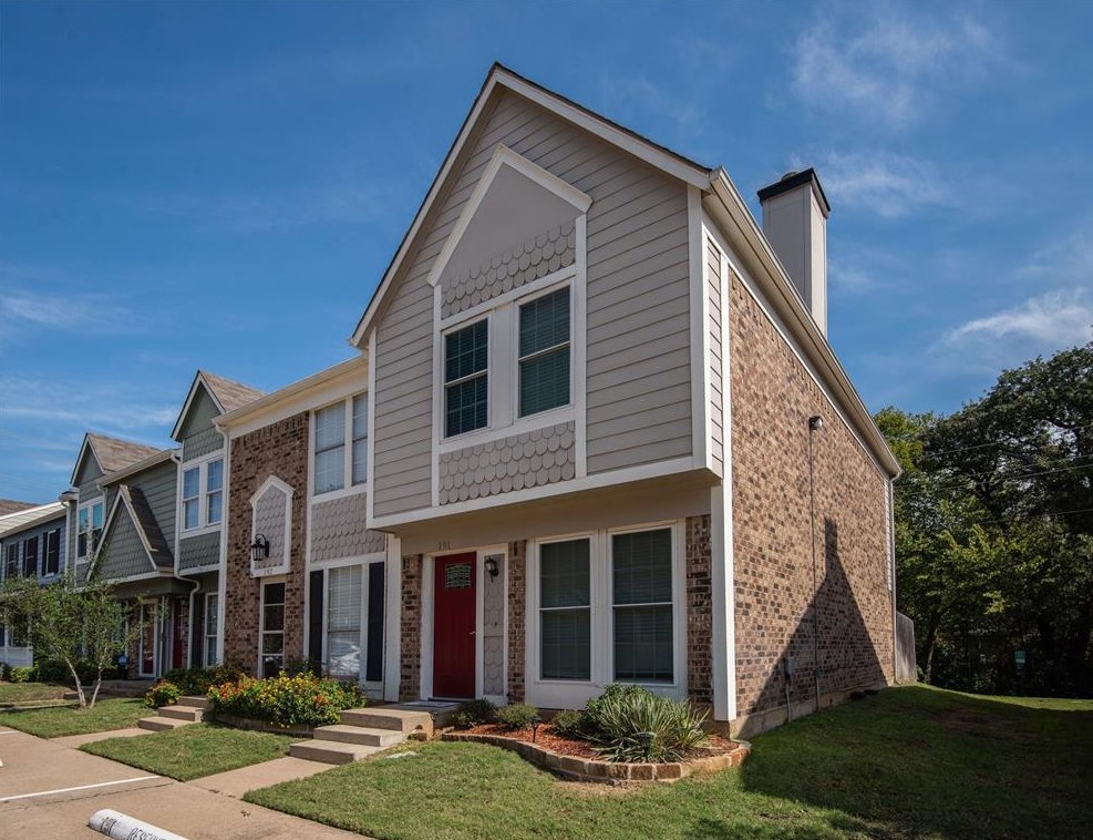 191 Merlin Way, Euless, TX 76039