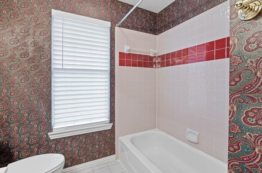 3781 Lakeway Ct, Addison TX 75001-7945 exterior