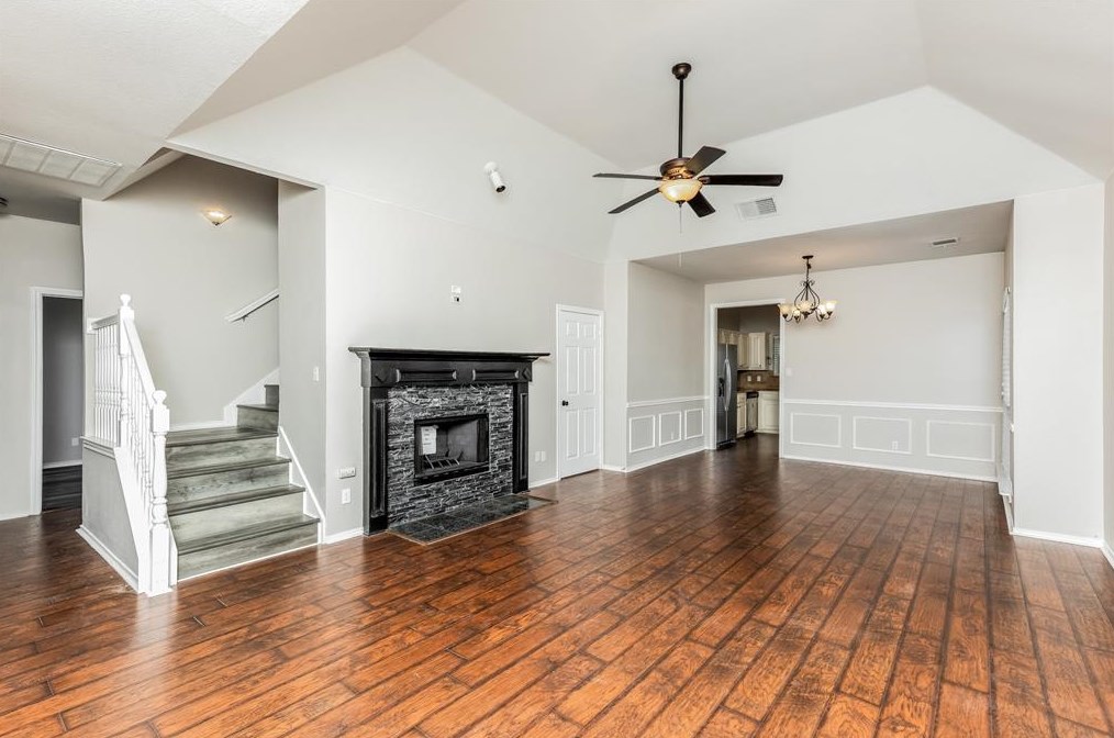 1428 Willow Wood Dr, Carrollton, TX 75010
