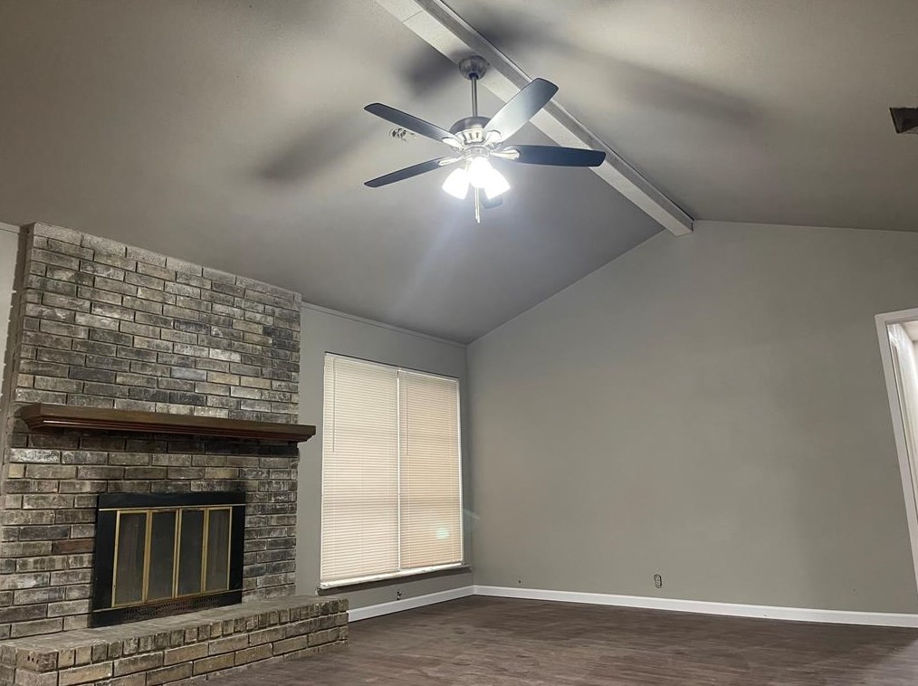2011 Pebblecreek Dr, Cleburne, TX 76033