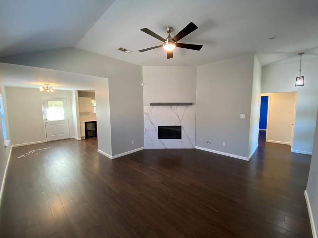 3818 Kiest Knoll Dr, Dallas TX  75233-1651 exterior