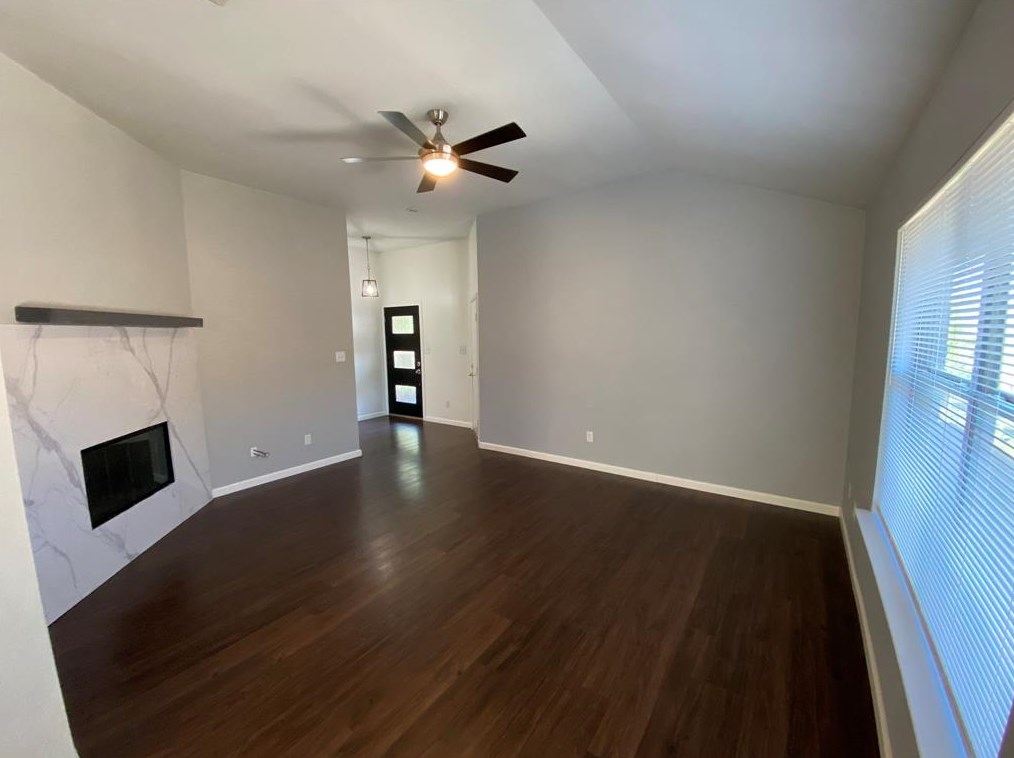 3818 Kiest Knoll Dr, Dallas, TX 75233