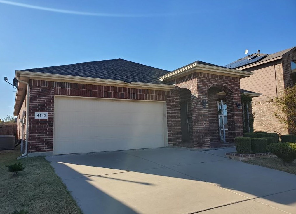 4513 Barberry Tree Cv, Crowley, TX 76036