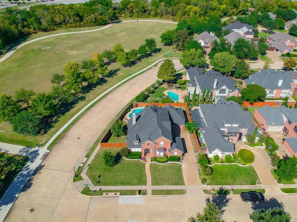 4641 Cape Charles Dr, Plano TX  75024-6824 exterior