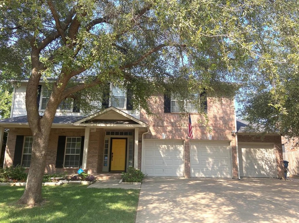 2125 Columbia Dr, Lewisville, TX 75022