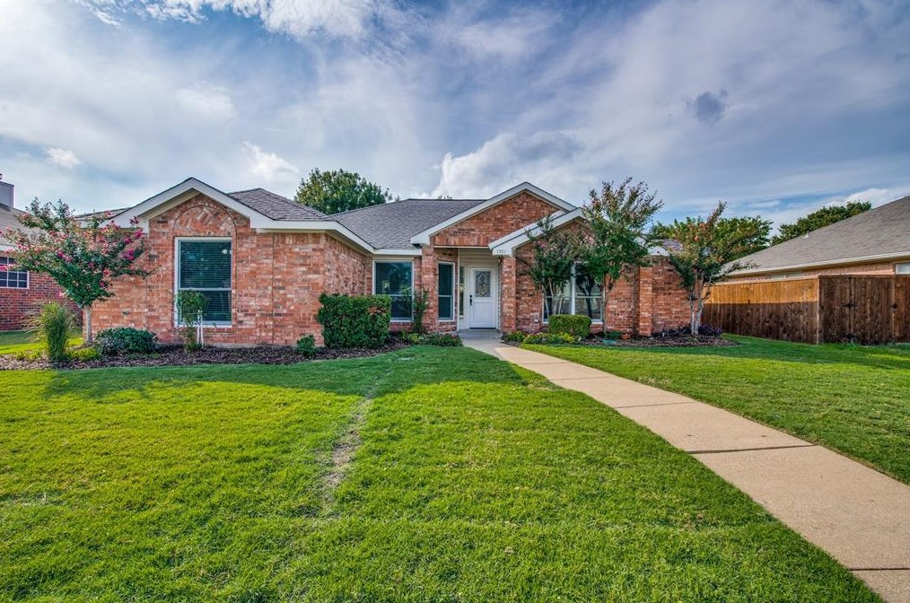 7301 Dartmouth Dr, Rowlett, TX 75089