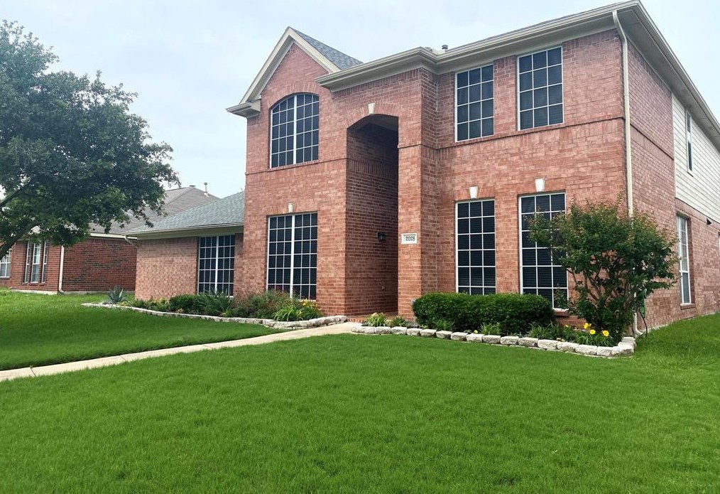 2028 Austin Dr, Mesquite, TX 75181