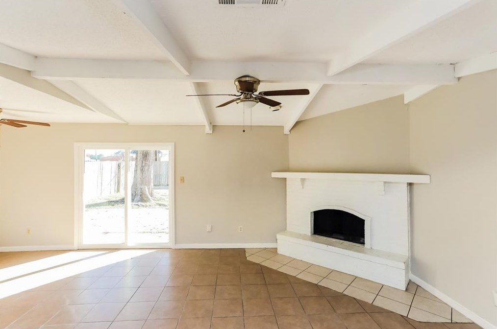 1340 Virgie Joe Dr, Mesquite TX  75149-6230 exterior