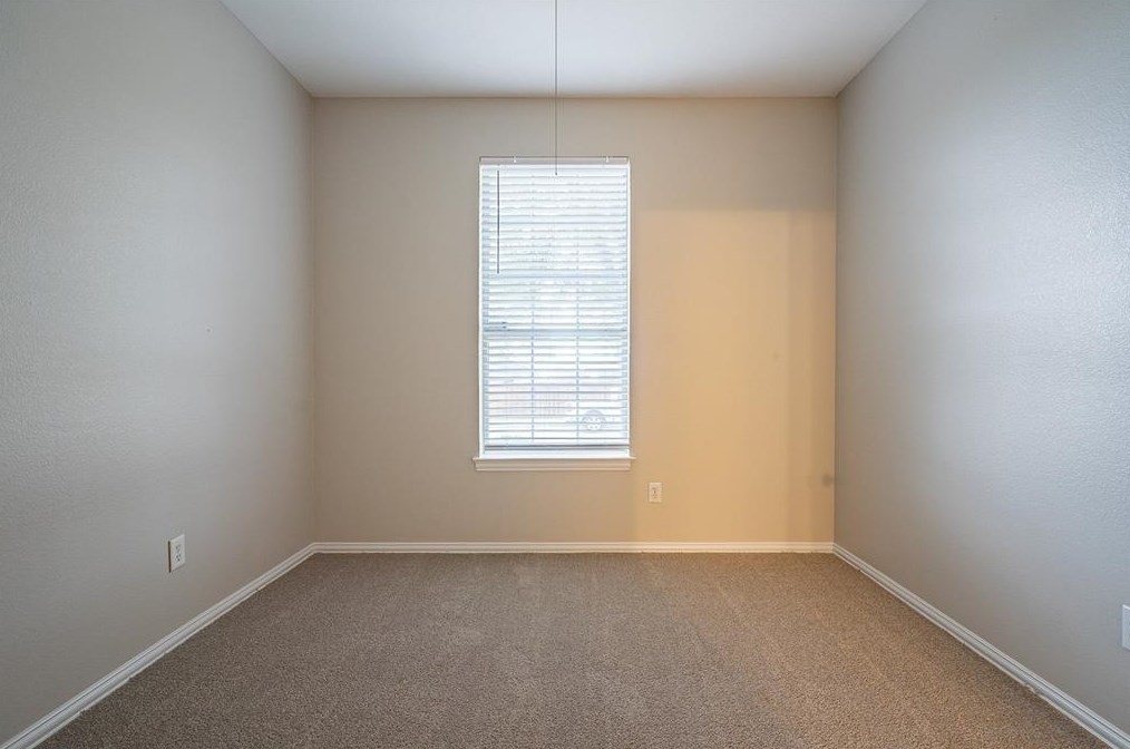 4619 Julian Dr, Mesquite TX 75150-8211 exterior