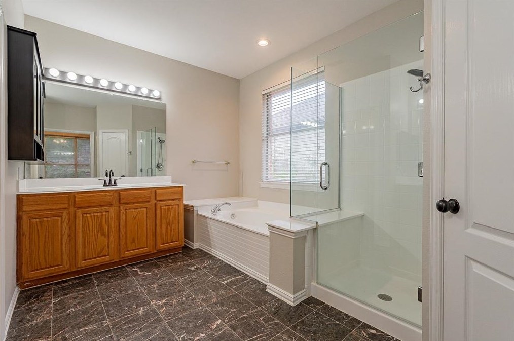 4619 Julian Dr, Mesquite TX 75150-8211 exterior